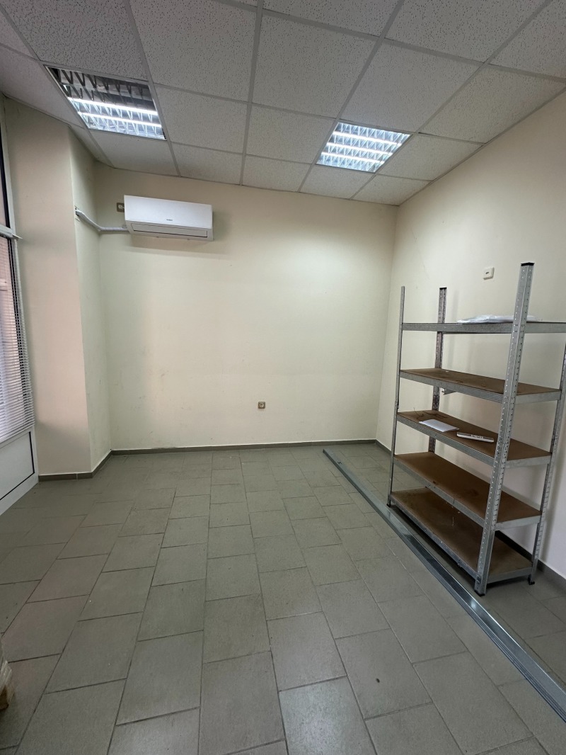 K pronájmu  Kancelář Ruse , Centar , 18 m2 | 20627619 - obraz [4]