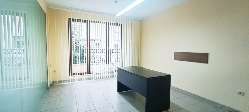 De inchiriat  Birou Sofia , Țentâr , 105 mp | 92490442 - imagine [5]