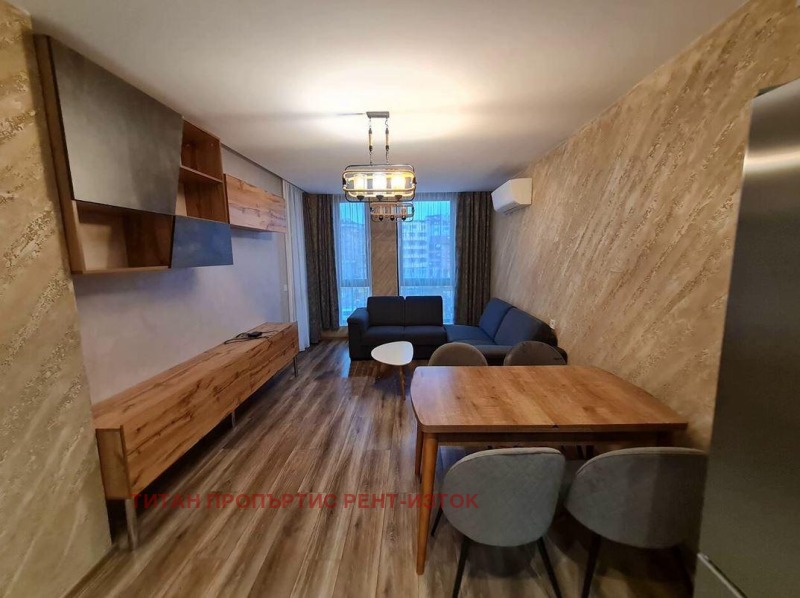 Дава под наем 2-СТАЕН, гр. Бургас, област Бургас