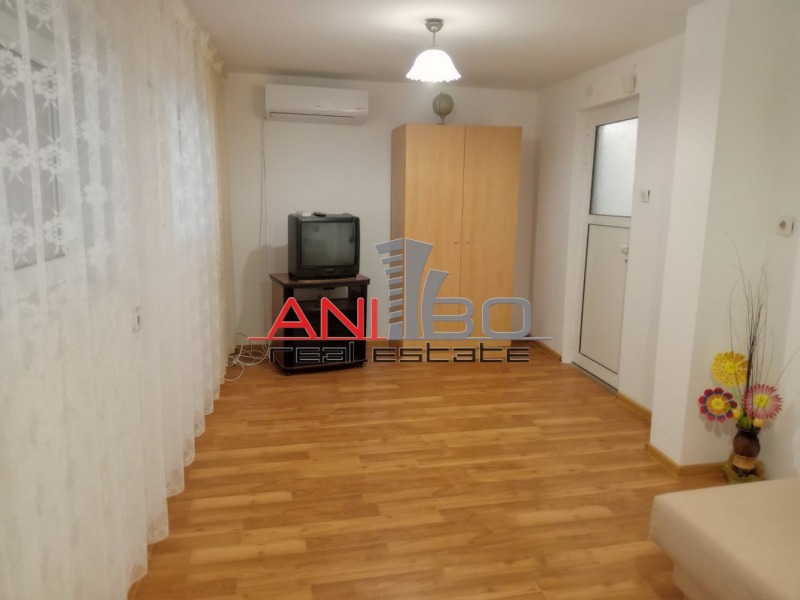 Do wynajęcia  Piętro domu Warna , k.k. Sw.Sw. Konstantin i Elena , 90 mkw | 42594252 - obraz [11]