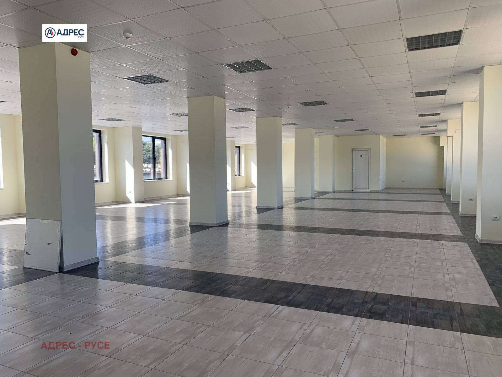 Дава под наем ОФИС, гр. Русе, Промишлена зона - Изток, снимка 2 - Офиси - 37998768