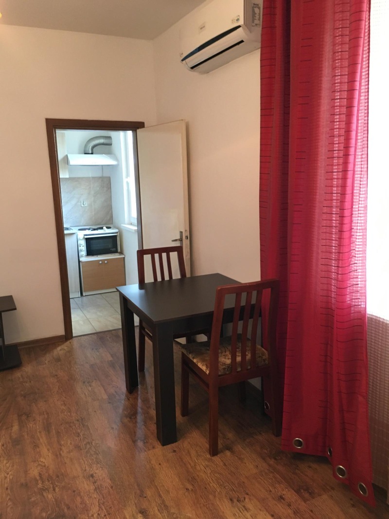 Vuokrattavana  Studio Plovdiv , Kjutšuk Pariž , 36 neliömetriä | 93033049 - kuva [2]