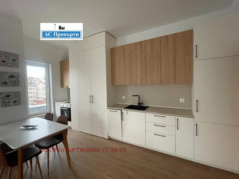 Zu vermieten  2 Schlafzimmer Sofia , Zentar , 87 qm | 30801153 - Bild [2]