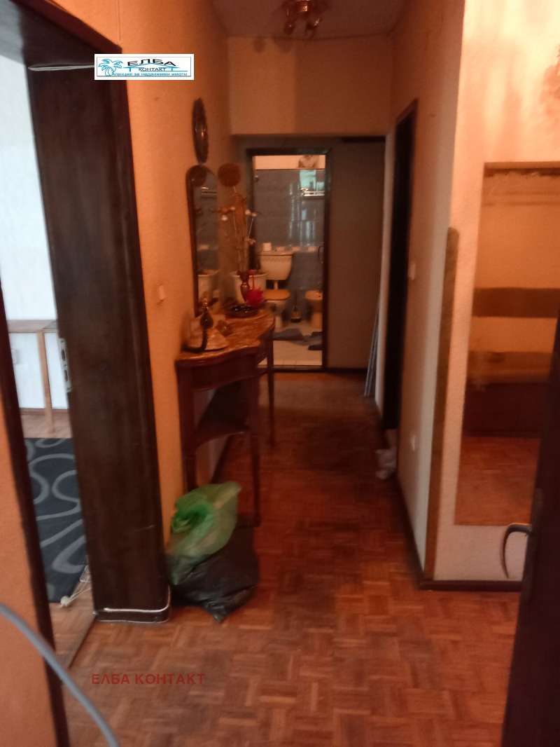 Дава под наем 3-СТАЕН, гр. София, Гоце Делчев, снимка 4 - Апартаменти - 52398301