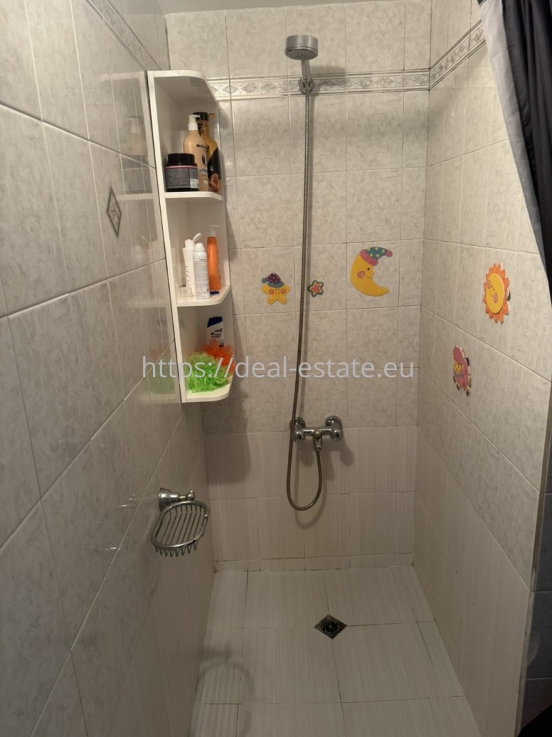 Zu vermieten  2 Schlafzimmer Blagoewgrad , Schirok zentar , 100 qm | 23386818 - Bild [10]