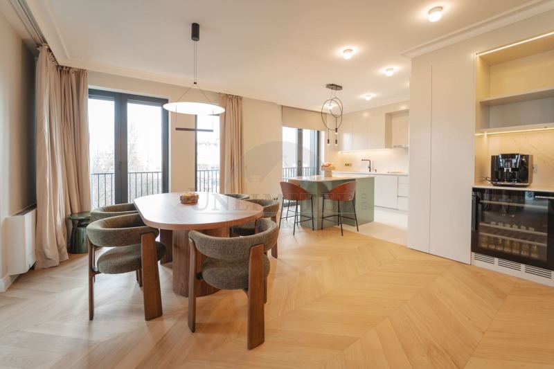 Дава под наем 4-СТАЕН, гр. София, Лозенец, снимка 3 - Апартаменти - 52870210