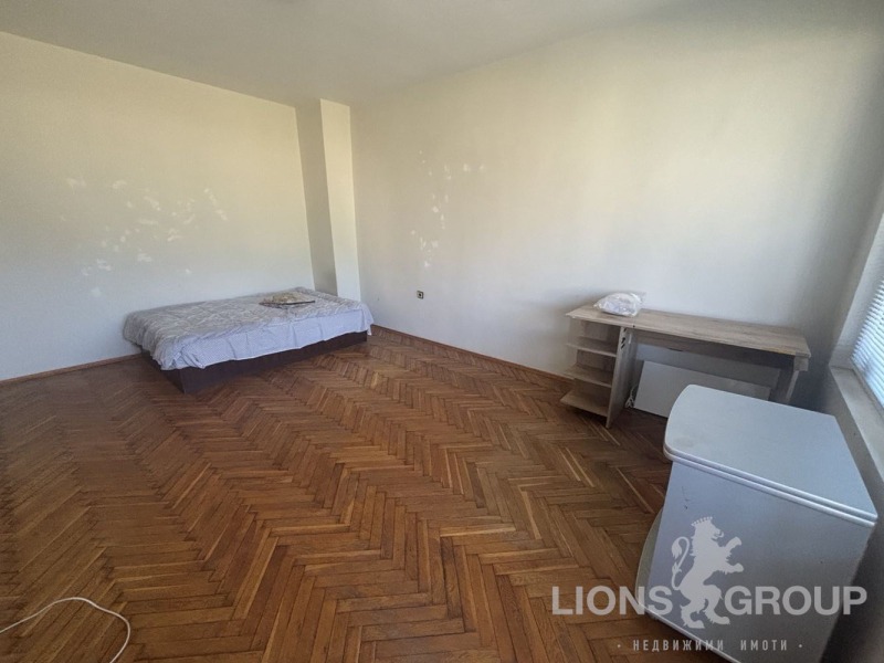 Zu vermieten  2 Schlafzimmer Warna , Lewski 2 , 80 qm | 33297014 - Bild [5]