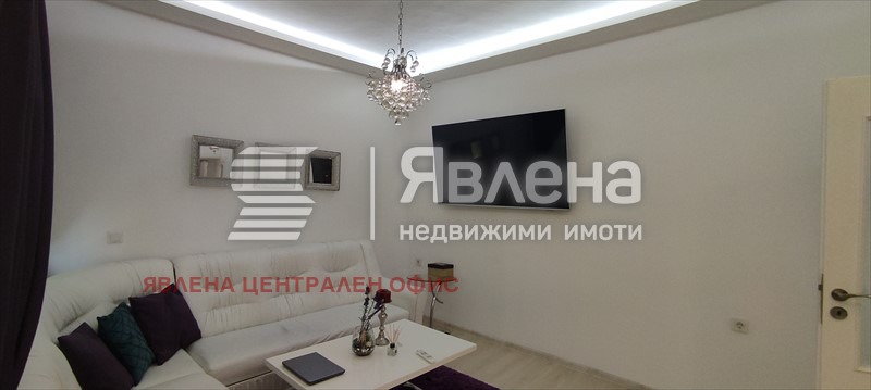 Дава под наем 3-СТАЕН, гр. София, Център, снимка 2 - Апартаменти - 53472542