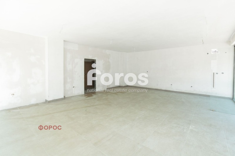 Дава под наем МАГАЗИН, гр. Бургас, Център, снимка 5 - Магазини - 53506591