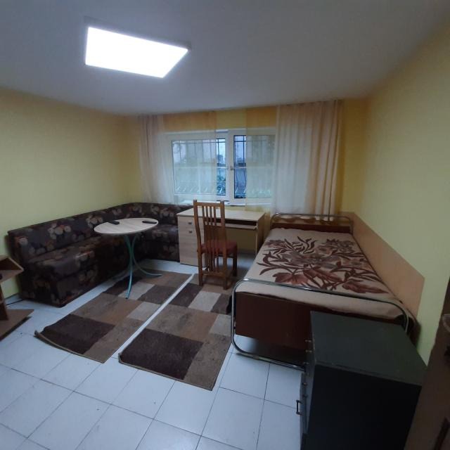 Til leie  Rom Sofia , Zona B-18 , 20 kvm | 99263357 - bilde [2]