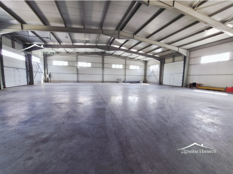 K pronájmu  Úložný prostor Plovdiv , Industrialna zona - Sever , 1050 m2 | 78273107 - obraz [4]