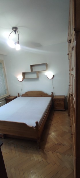 1 quarto Ilinden, Sofia 5