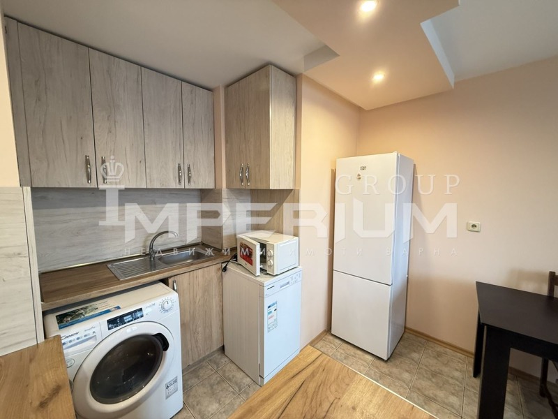 Дава под наем 4-СТАЕН, гр. Варна, Лятно кино Тракия, снимка 3 - Апартаменти - 53232470