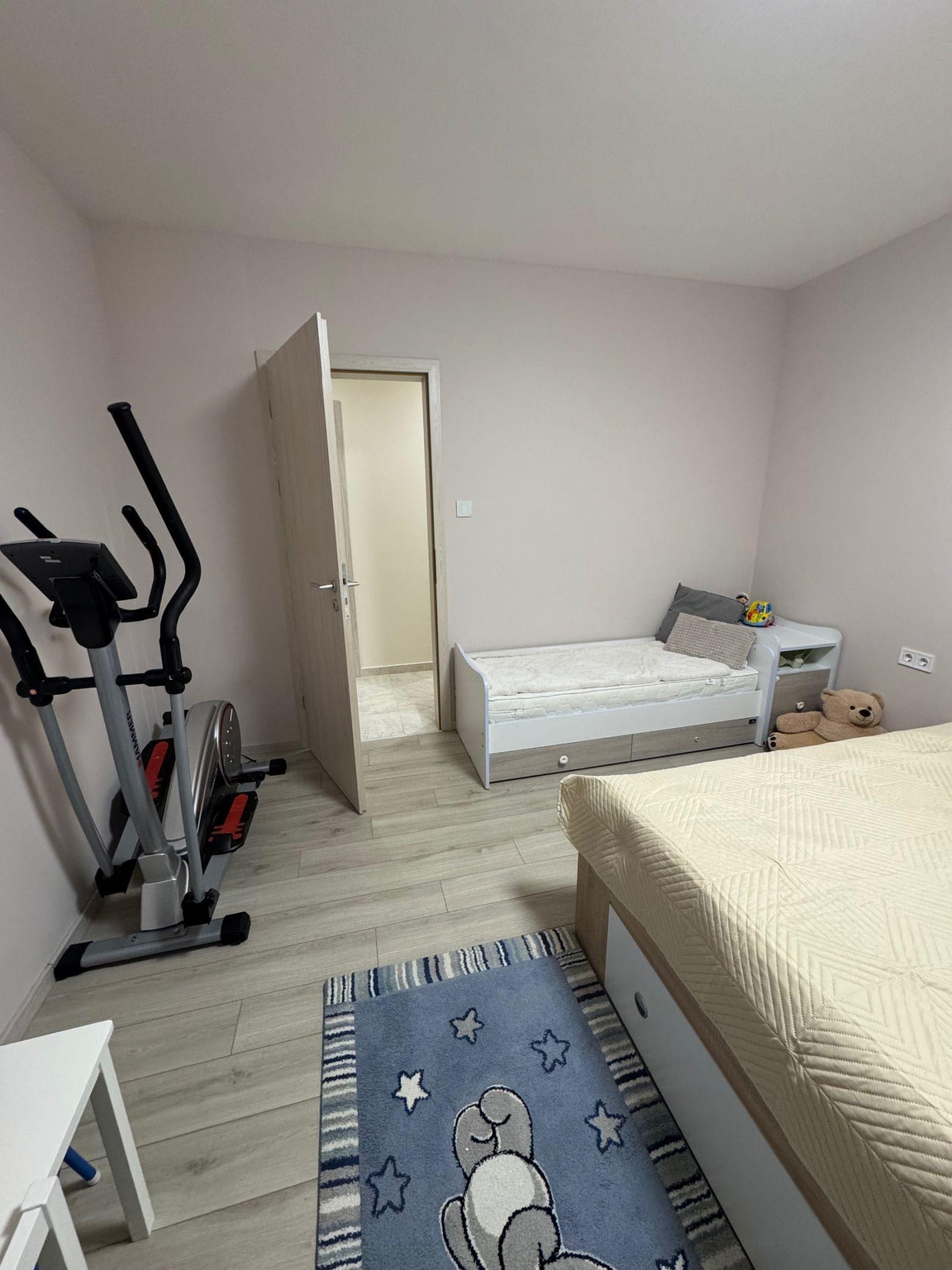 Дава под наем 3-СТАЕН, гр. София, Малинова долина, снимка 10 - Апартаменти - 53680068