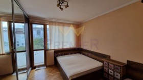 1 quarto Kolhozen pazar, Varna 5