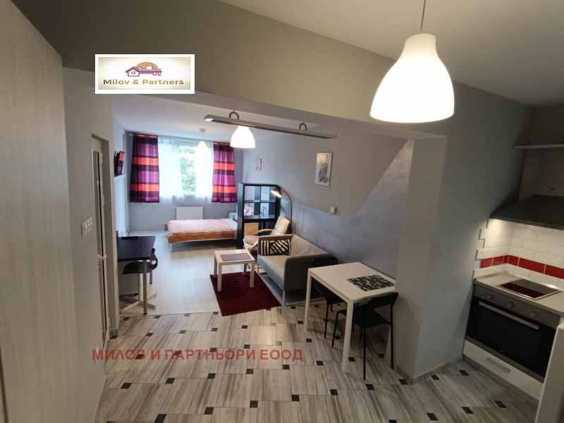 Para alugar  Estúdio Sofia , Mladost 3 , 45 m² | 55101062 - imagem [2]