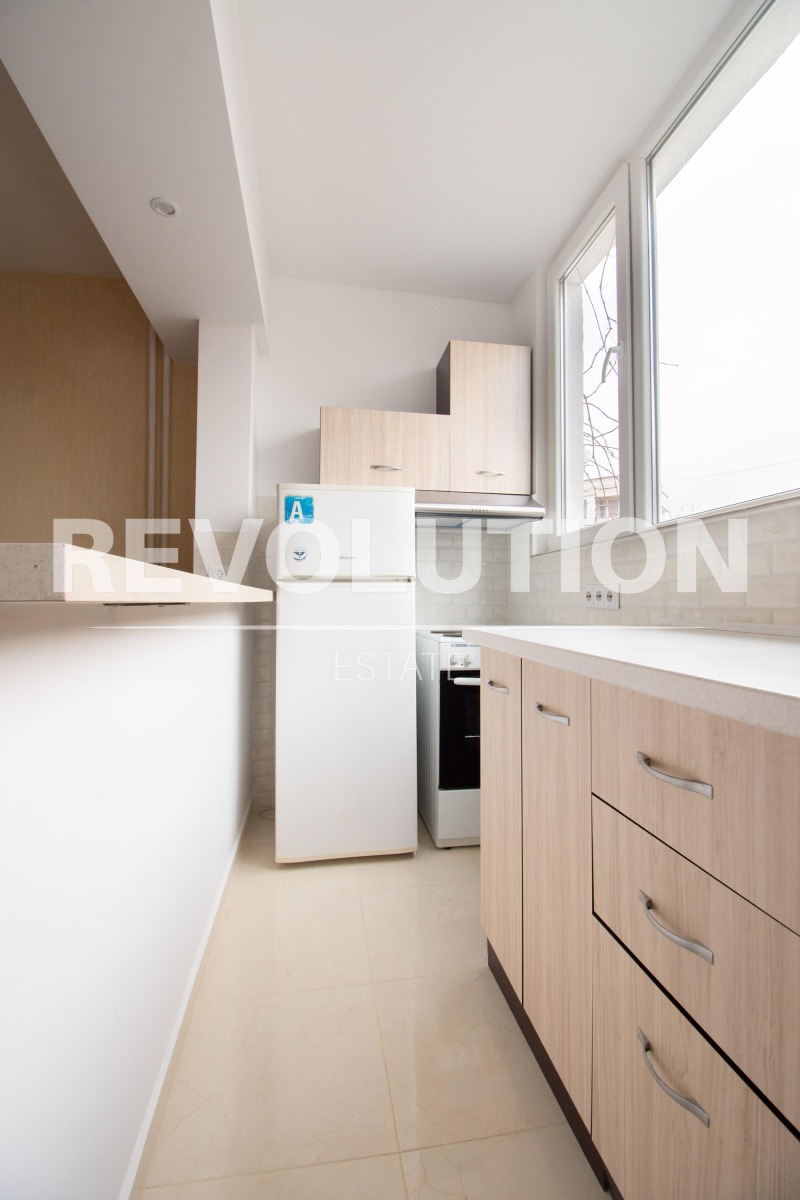 Дава под наем 2-СТАЕН, гр. София, Полигона, снимка 4 - Апартаменти - 53029567