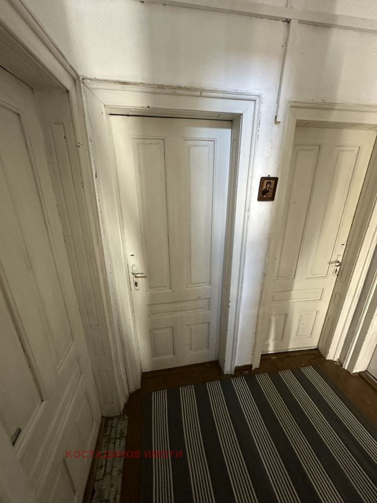 Дава под наем ЕТАЖ ОТ КЪЩА, гр. Пловдив, Център, снимка 7 - Етаж от къща - 53626066