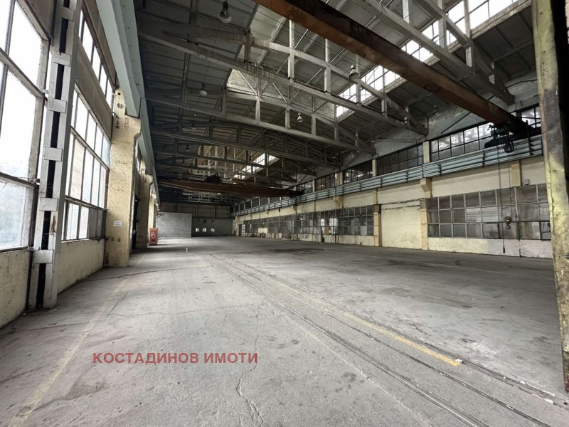 Дава под наем СКЛАД, гр. Пловдив, Индустриална зона - Юг, снимка 6 - Складове - 52461062