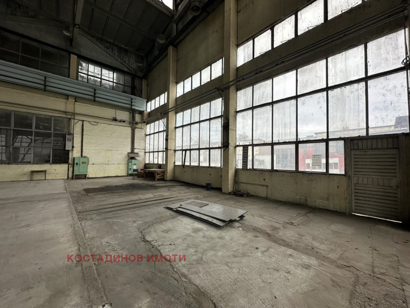 Дава под наем СКЛАД, гр. Пловдив, Индустриална зона - Юг, снимка 13 - Складове - 52461062