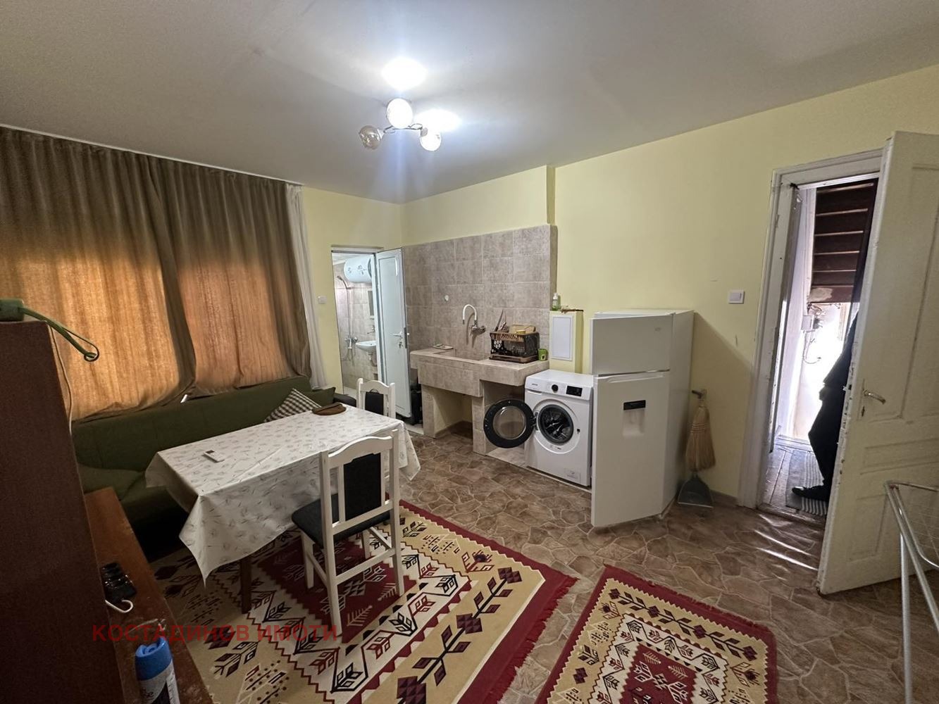 Дава под наем ЕТАЖ ОТ КЪЩА, гр. Пловдив, Център, снимка 12 - Етаж от къща - 53626066