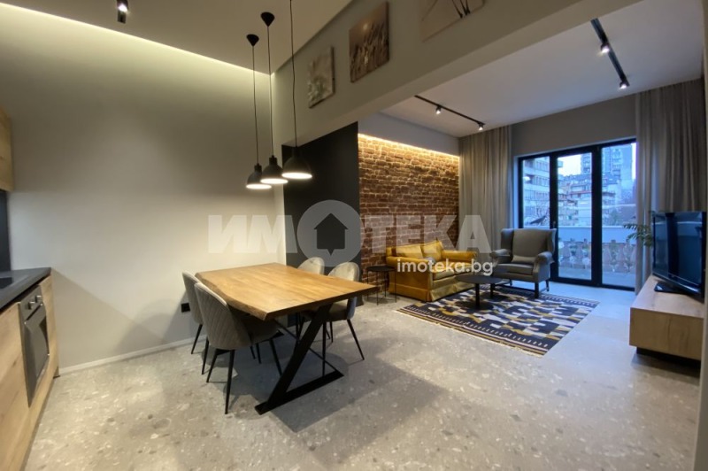 Дава под наем 2-СТАЕН, гр. София, Оборище