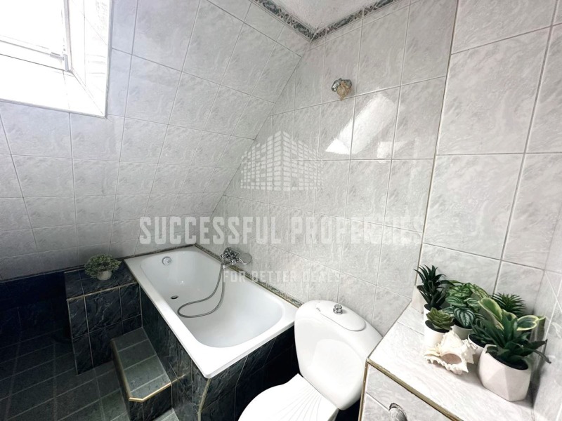 Издаје се  2 спаваће собе Софија , Студентски град , 110 м2 | 31969101 - слика [15]