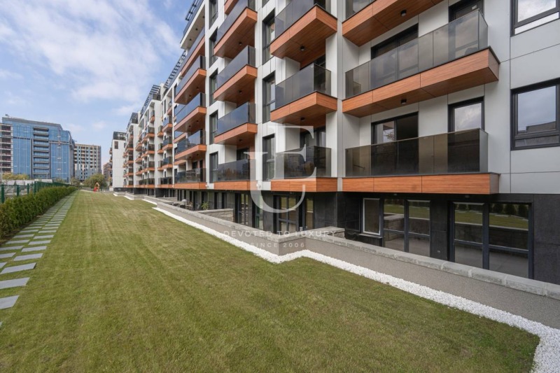 Издаје се  2 спаваће собе Софија , Крастова вада , 100 м2 | 98418789 - слика [8]