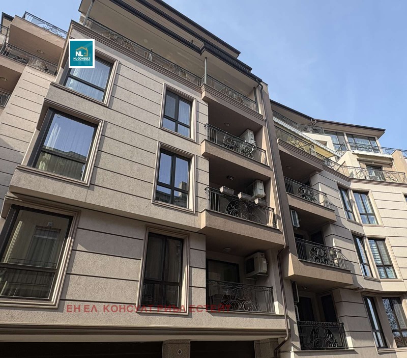 Издаје се  2 спаваће собе Пловдив , Центар , 100 м2 | 14762445