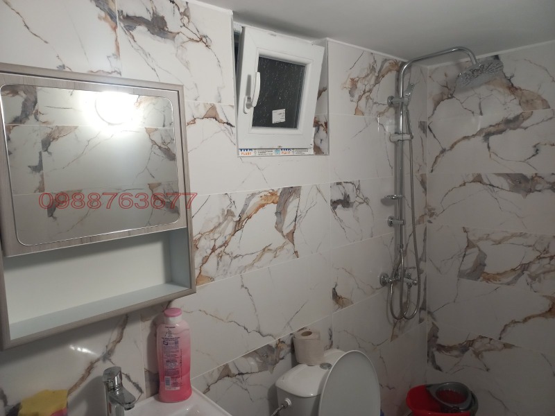 Дава под наем ЕТАЖ ОТ КЪЩА, с. Варвара, област Пазарджик, снимка 3 - Етаж от къща - 52782744