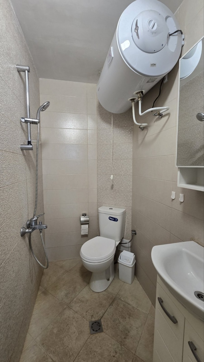 Дава под наем КЪЩА, с. Ябълково, област Кюстендил, снимка 6 - Къщи - 53524700