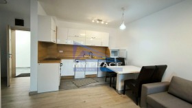 1 bedroom 2-ri korpus, Shumen 1