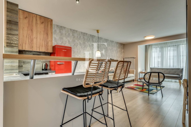 For Rent  2 bedroom Sofia , Tsentar , 106 sq.m | 92448748