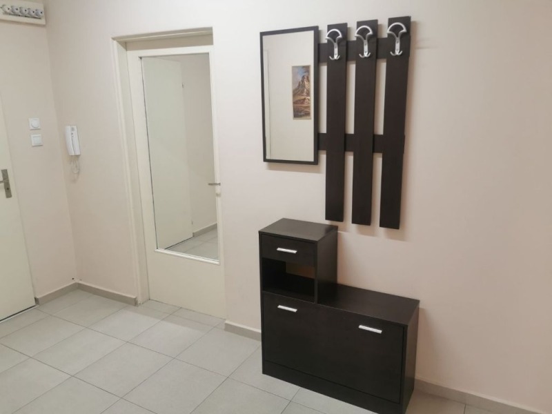 För uthyrning  1 sovrum Sofia , Ljulin 9 , 80 kvm | 49052603 - bild [3]