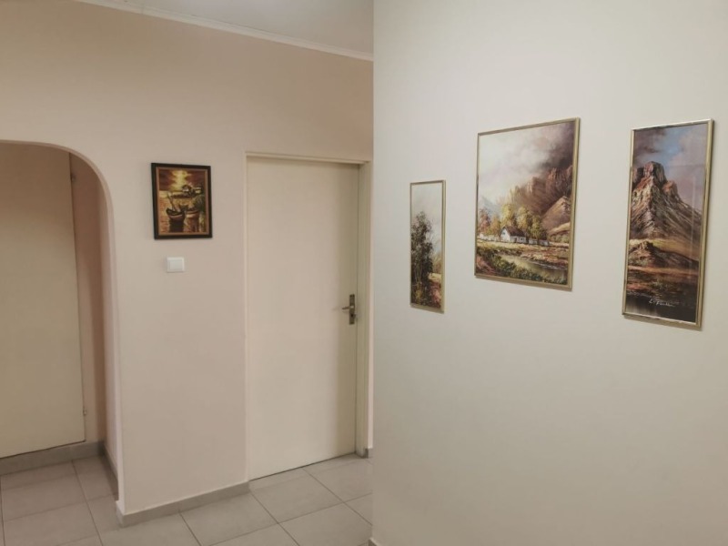 För uthyrning  1 sovrum Sofia , Ljulin 9 , 80 kvm | 49052603 - bild [2]