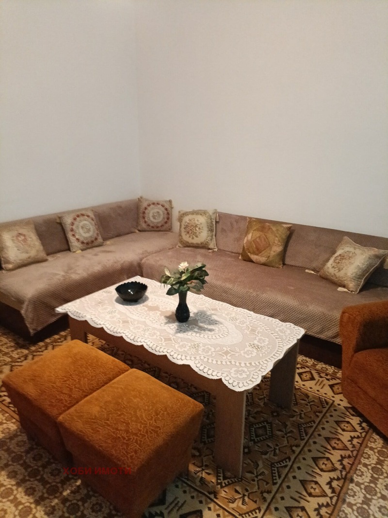 Дава под нем  Къща, град Пловдив, Прослав •  450 € • ID 19455800 — holmes.bg - [1] 