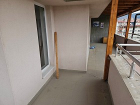 1 dormitorio Vazrozhdentsi, Kardzhali 8