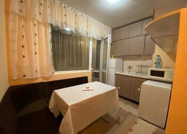 Дава под наем  2-стаен град Пловдив , Христо Смирненски , 80 кв.м | 99227559