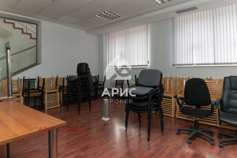 Te huur  Kantoor Plovdiv , Tsentar , 641 m² | 72460763 - afbeelding [8]