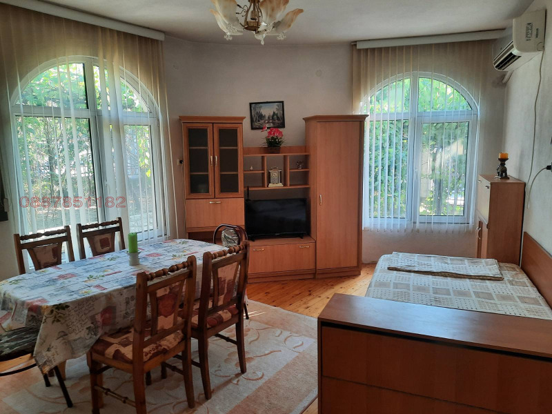 En renta  Casa Varna , Konstantinovo , 89 metros cuadrados | 23684553