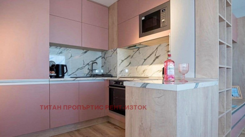 Дава под наем 2-СТАЕН, гр. Бургас, Сарафово, снимка 2 - Апартаменти - 53280310