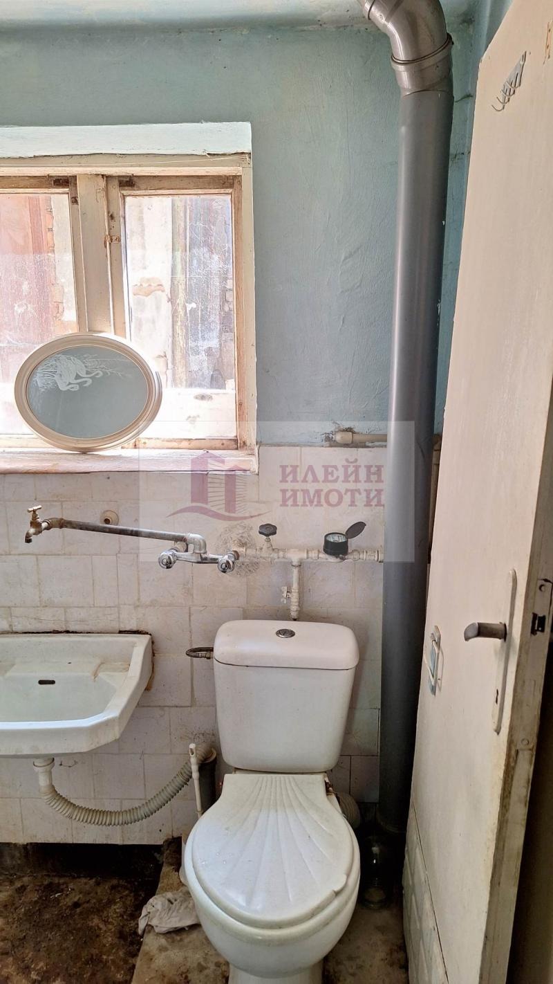 Дава под наем ЕТАЖ ОТ КЪЩА, гр. Русе, Родина 1, снимка 6 - Етаж от къща - 56070477