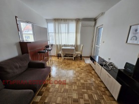 1 chambre Borovo, Sofia 1