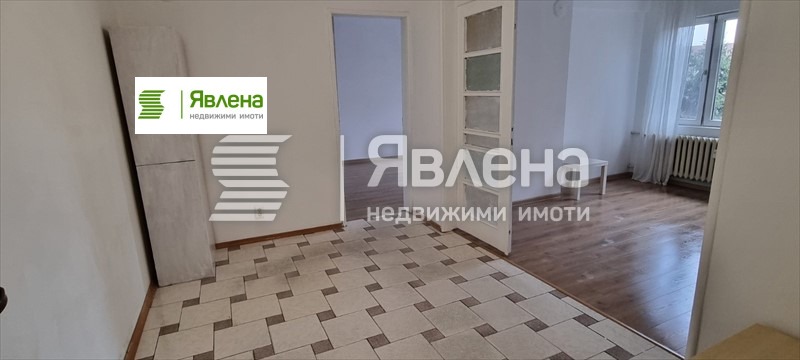 Дава под наем 2-СТАЕН, гр. София, Център, снимка 4 - Апартаменти - 54876601