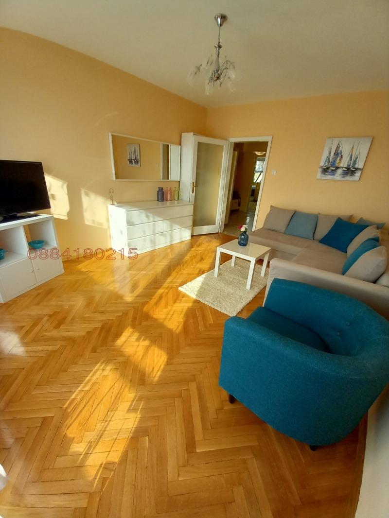 Para alugar  1 quarto Sofia , Centar , 66 m² | 71480626