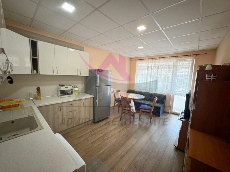 K pronájmu  2 ložnice Varna , Asparuchovo , 70 m2 | 42205493 - obraz [2]