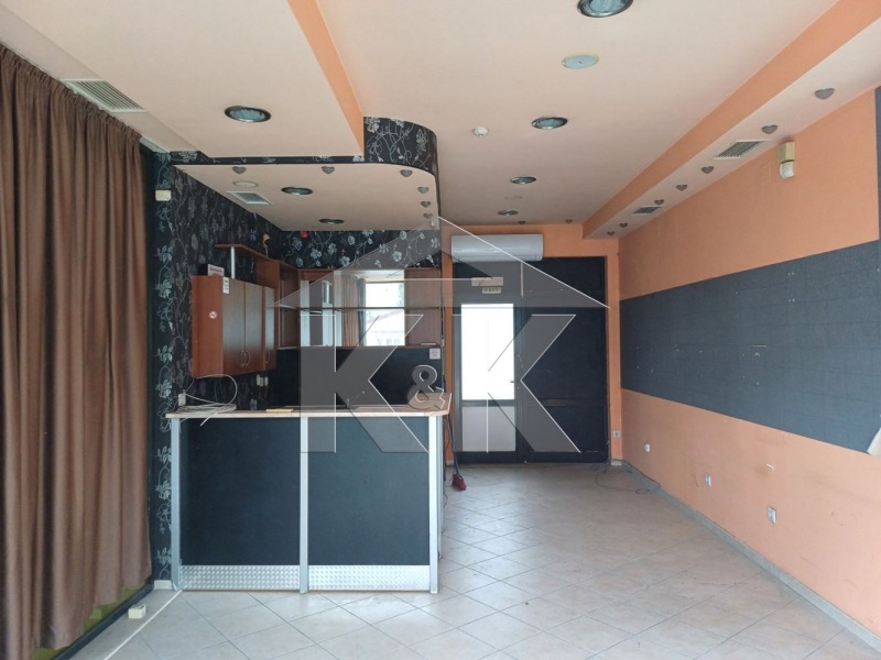 В аренду  Магазин Варна , Център , 45 кв.м | 13483667 - изображение [2]