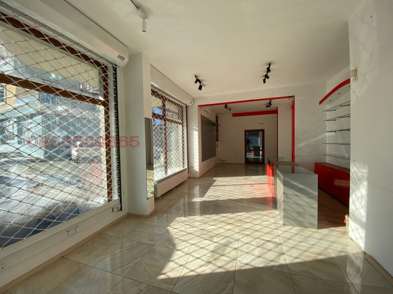 Дава под наем МАГАЗИН, гр. София, Младост 1