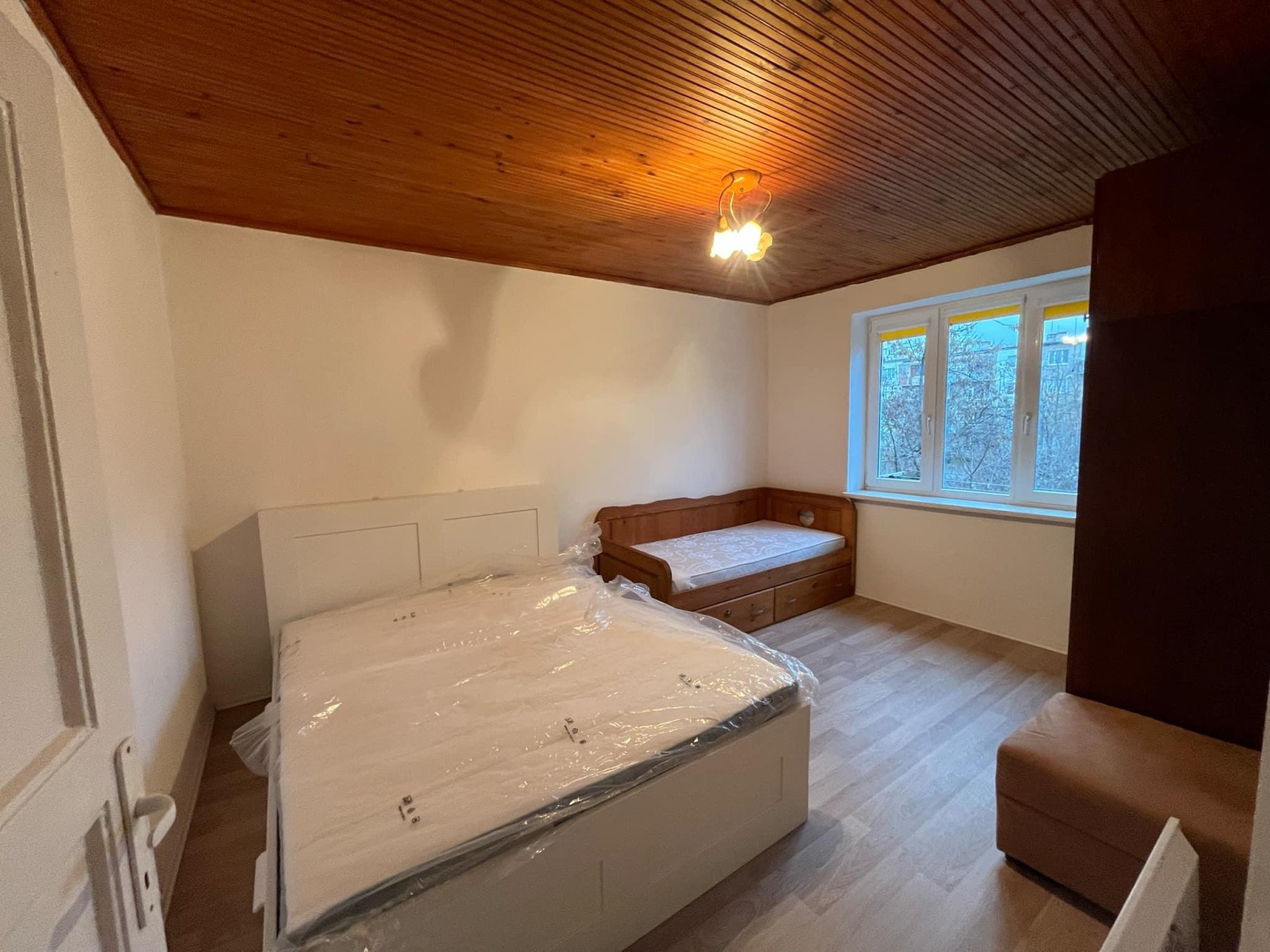 Дава под наем 2-СТАЕН, гр. София, Толстой, снимка 6 - Апартаменти - 53763091