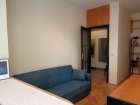 Kontor Tsentar, Sofia 1
